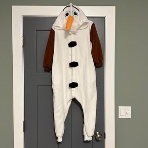 Olaf Costume. Kids size 6-8.